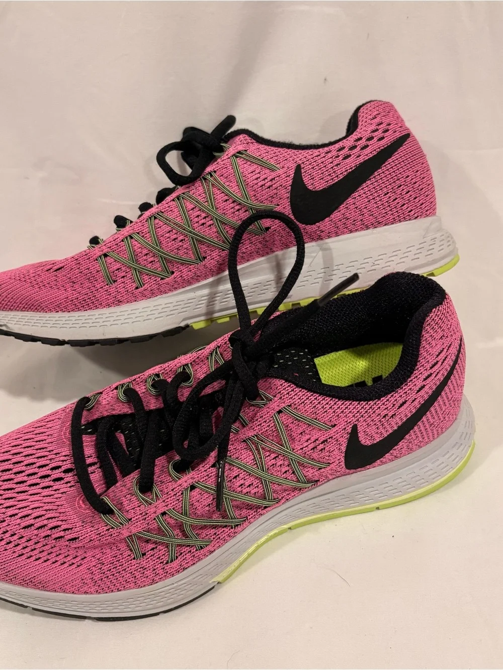 Nike Women’s Pink Running Sneakers